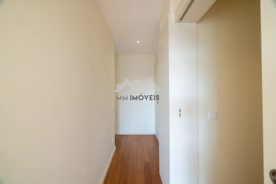 Apartamento T3 para Arrendamento em Aldoar, Foz do Douro e Nevogilde Foto 22
