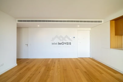 Apartamento T2 para Arrendamento em Bonfim