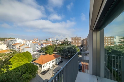 Apartamento T2 para Arrendamento em Bonfim