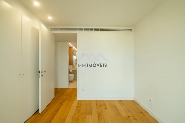 Apartamento T2 para Arrendamento em Bonfim Foto 20