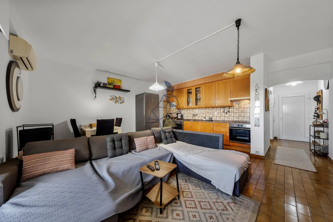 Apartamento T1 para Venda em Alvor Foto 3