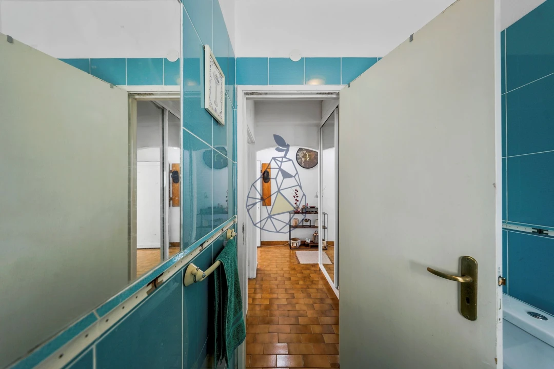 Apartamento T1 para Venda em Alvor Foto 10