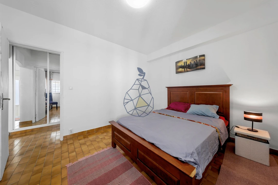 Apartamento T1 para Venda em Alvor Foto 8