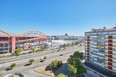 Apartamento T3 para Arrendamento em São Domingos de Benfica
