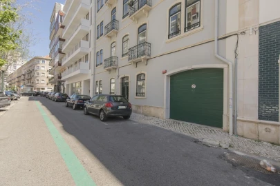 Apartamento T1 para Arrendamento em Avenidas Novas