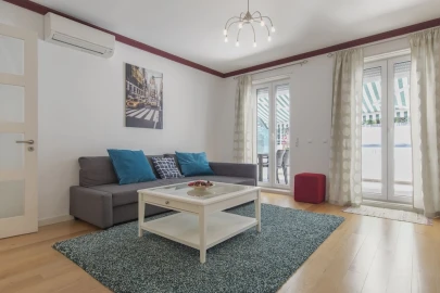 Apartamento T1 para Arrendamento em Avenidas Novas