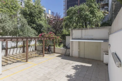 Apartamento T1 para Arrendamento em Avenidas Novas