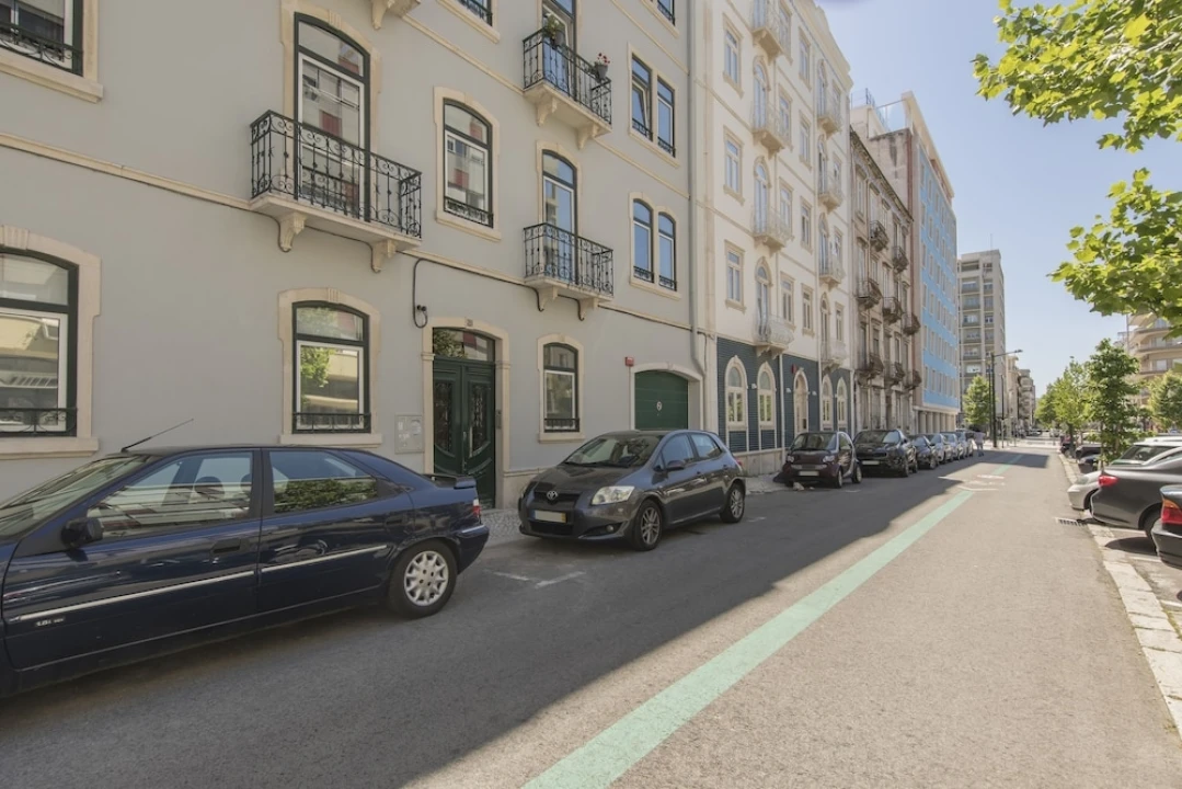 Apartamento T1 para Arrendamento em Avenidas Novas Foto 21