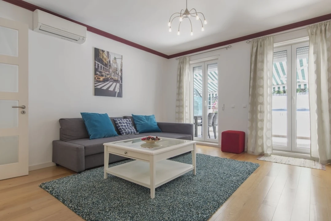Apartamento T1 para Arrendamento em Avenidas Novas Foto 9