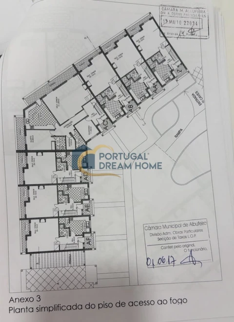 Moradia T4 para Venda em Albufeira e Olhos de Água