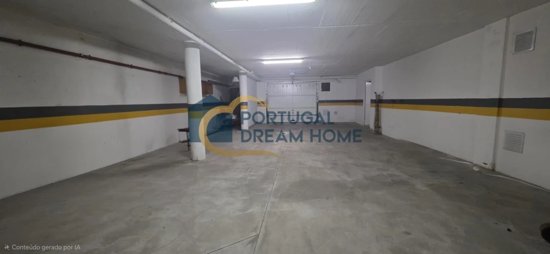 Moradia T4 para Venda em Albufeira e Olhos de Água Foto 27
