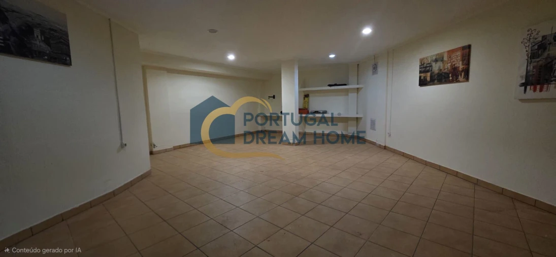 Moradia T4 para Venda em Albufeira e Olhos de Água Foto 26