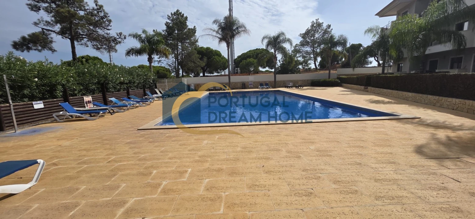 Moradia T4 para Venda em Albufeira e Olhos de Água Foto 31
