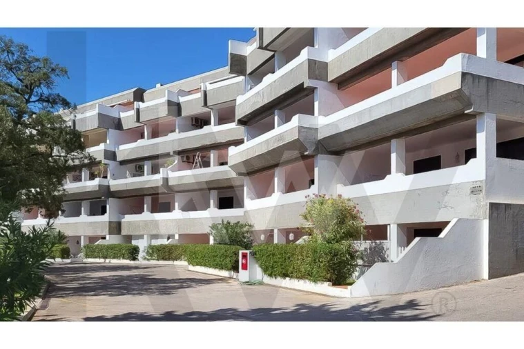 Apartamento T2 para Arrendamento férias em Albufeira e Olhos de Água Foto 2