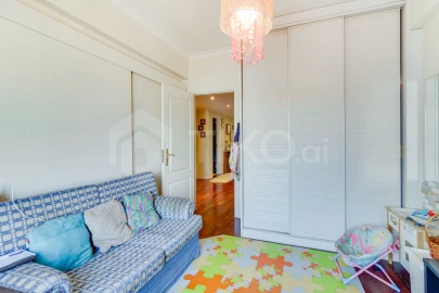 Apartamento T4 para Venda em Corroios