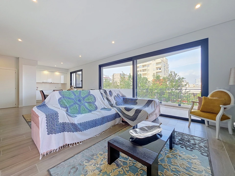 Apartamento T2 para Venda em Portimão Foto 7