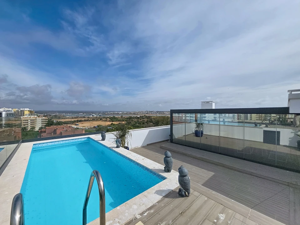 Apartamento T2 para Venda em Portimão Foto 3