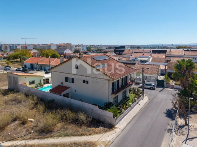 Moradia T6 para Venda em Montijo e Afonsoeiro Foto 3