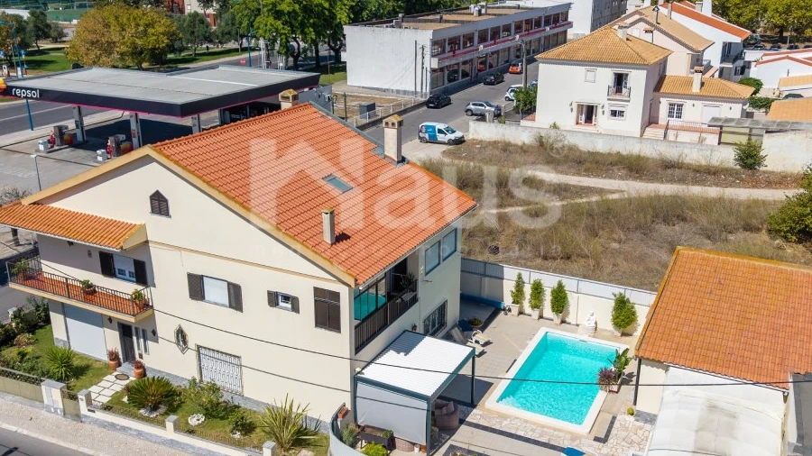 Moradia T6 para Venda em Montijo e Afonsoeiro
