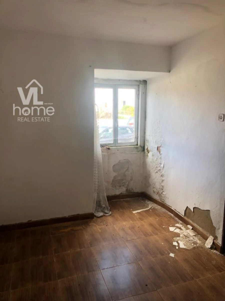 Moradia T2 para Venda em Cela Foto 6