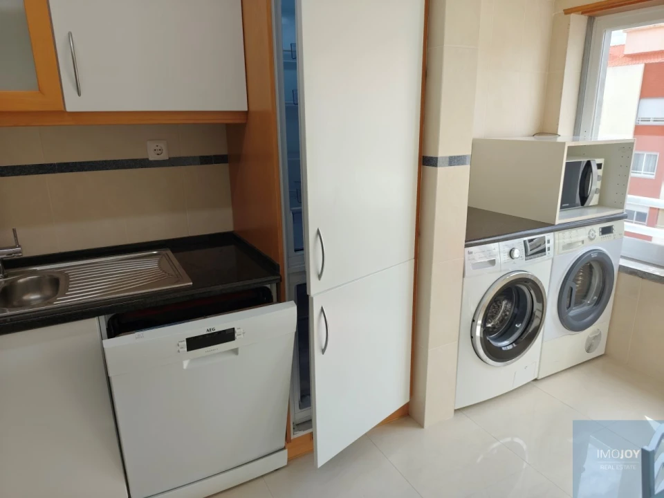 Apartamento T2 para Arrendamento em São Domingos de Rana Foto 11