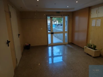 Apartamento T2 para Arrendamento em São Domingos de Rana
