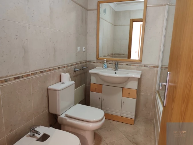 Apartamento T2 para Arrendamento em São Domingos de Rana Foto 24