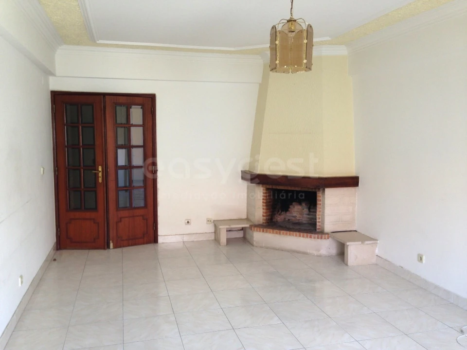 Apartamento T2 para Venda em Algueirão-Mem Martins Foto 10