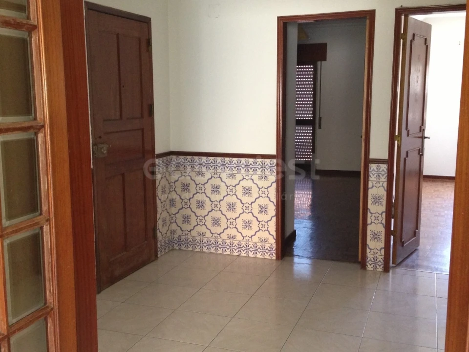 Apartamento T2 para Venda em Algueirão-Mem Martins Foto 12