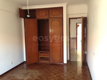 Apartamento T2 para Venda em Algueirão-Mem Martins