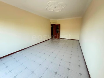Apartamento T3 para Venda em Almada, Cova da Piedade, Pragal e Cacilhas