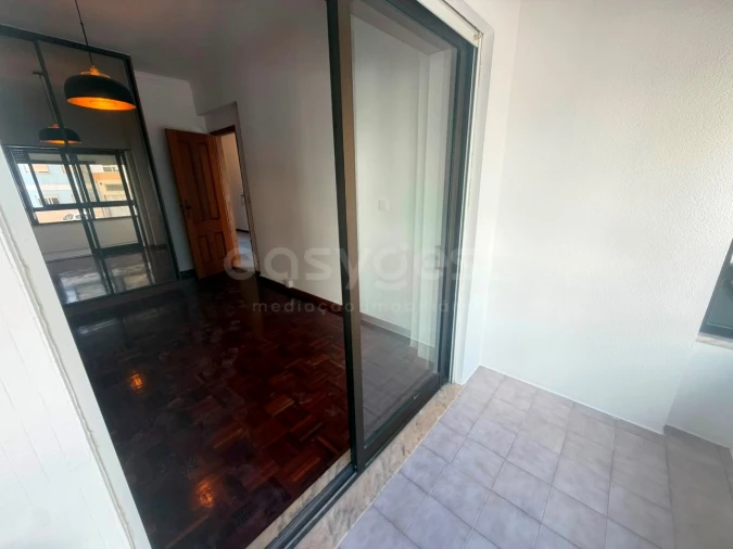 Apartamento T3 para Venda em Almada, Cova da Piedade, Pragal e Cacilhas Foto 17