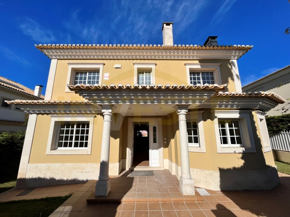 Moradia T5 para Arrendamento em Cascais e Estoril Foto 3