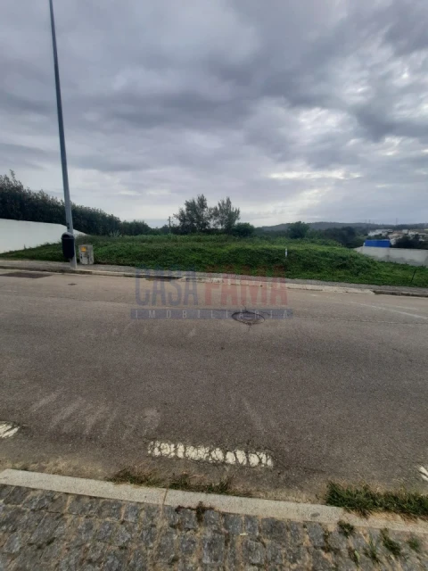 Terreno para Venda em Alvarelhos e Guidões