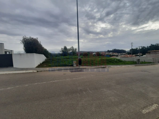 Terreno para Venda em Alvarelhos e Guidões Foto 11