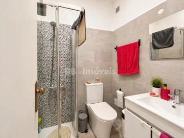 Apartamento T3 para Venda em Marvila, Ribeira Santarém, São Salvador, São Nicolau