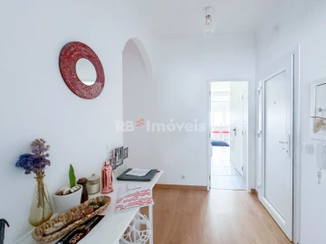 Apartamento T3 para Venda em Marvila, Ribeira Santarém, São Salvador, São Nicolau