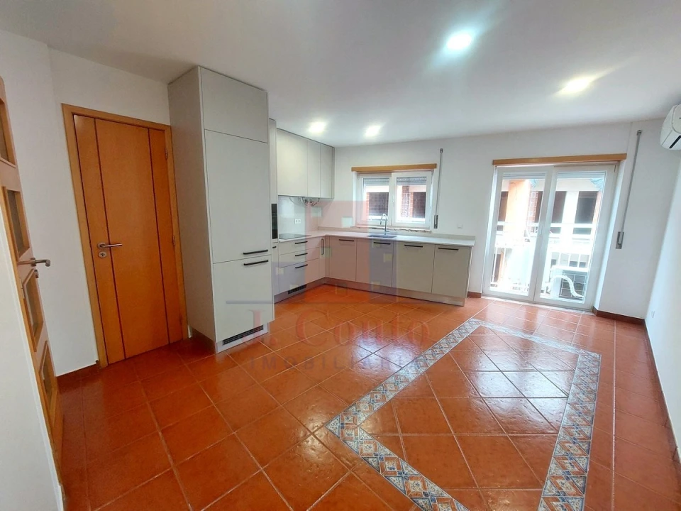 Apartamento T1 para Venda em Nossa Senhora do Pópulo, Coto e São Gregório Foto 3