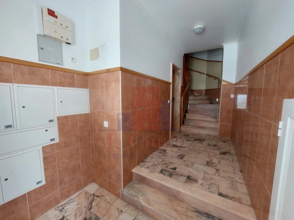 Apartamento T1 para Venda em Nossa Senhora do Pópulo, Coto e São Gregório Foto 18