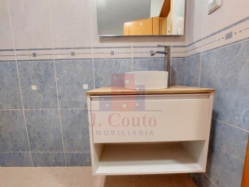 Apartamento T1 para Venda em Nossa Senhora do Pópulo, Coto e São Gregório