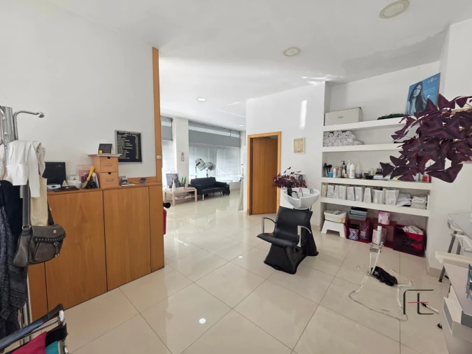 Loja para Arrendamento em Cedofeita, Santo Ildefonso, Sé, Miragaia, São Nicolau e Vitória Foto 7