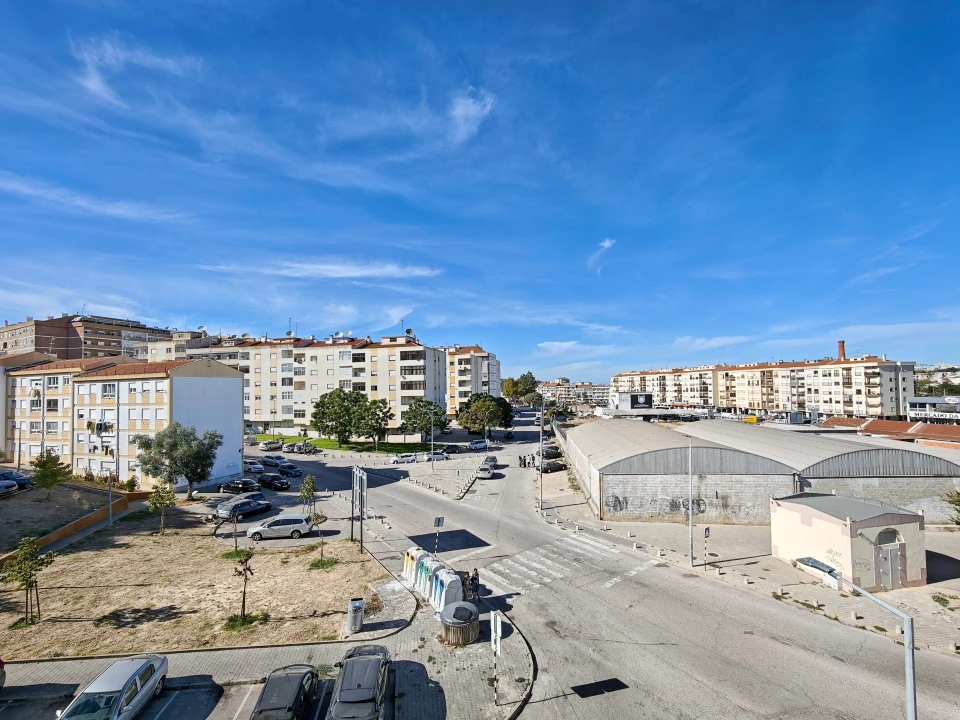Apartamento T1 para Venda em Amora Foto 15