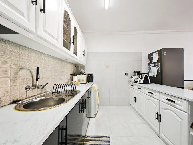 Apartamento T1 para Venda em Amora Foto 2