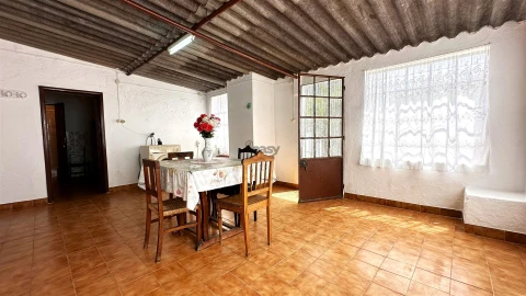 Moradia T2 para Venda em Nossa Senhora de Machede