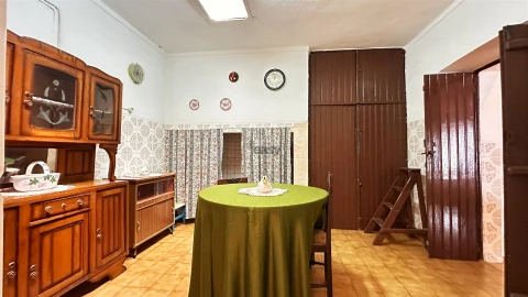 Moradia T2 para Venda em Nossa Senhora de Machede
