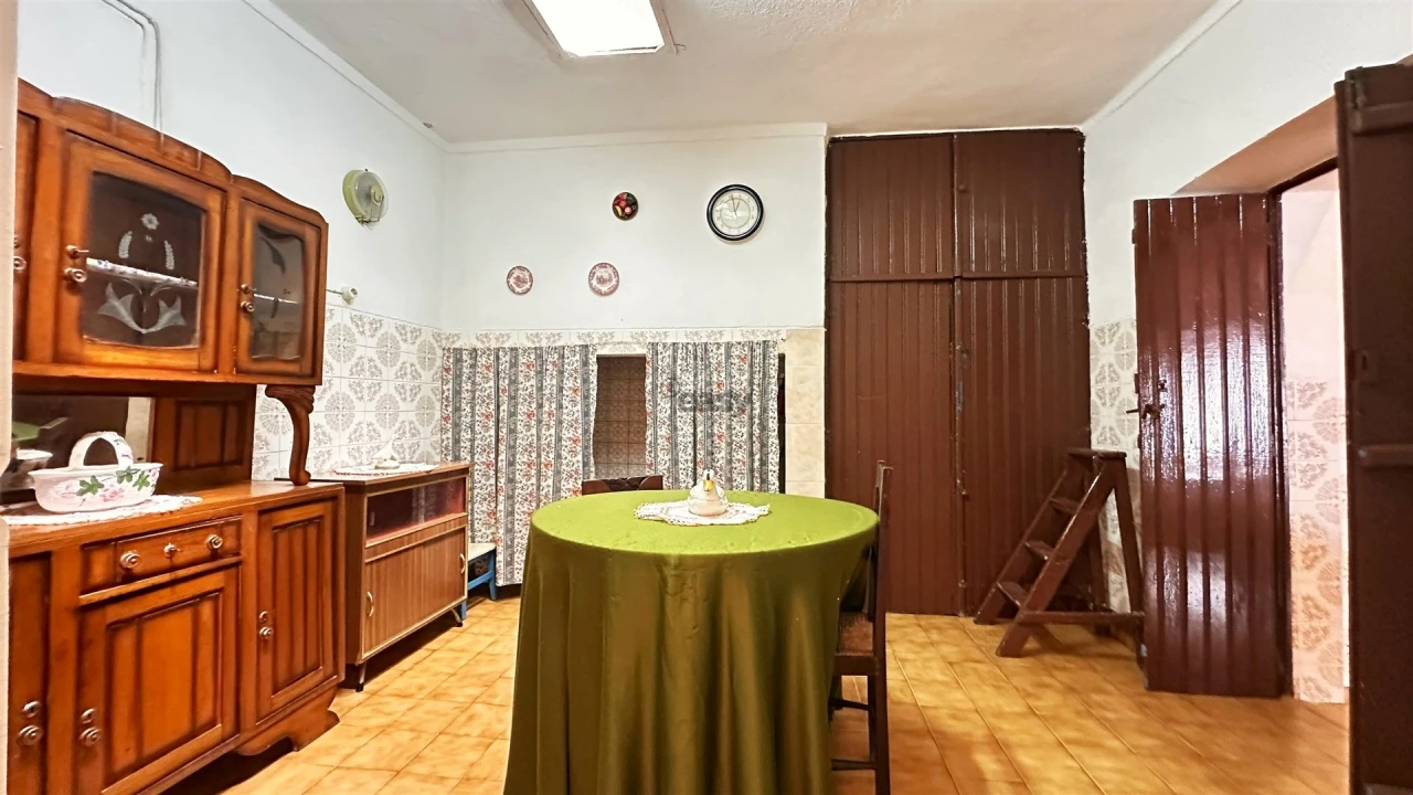 Moradia T2 para Venda em Nossa Senhora de Machede Foto 17