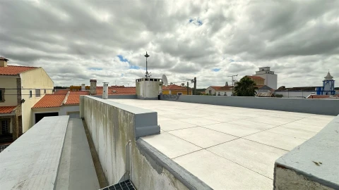 Apartamento T1 para Venda em Terrugem e Vila Boim