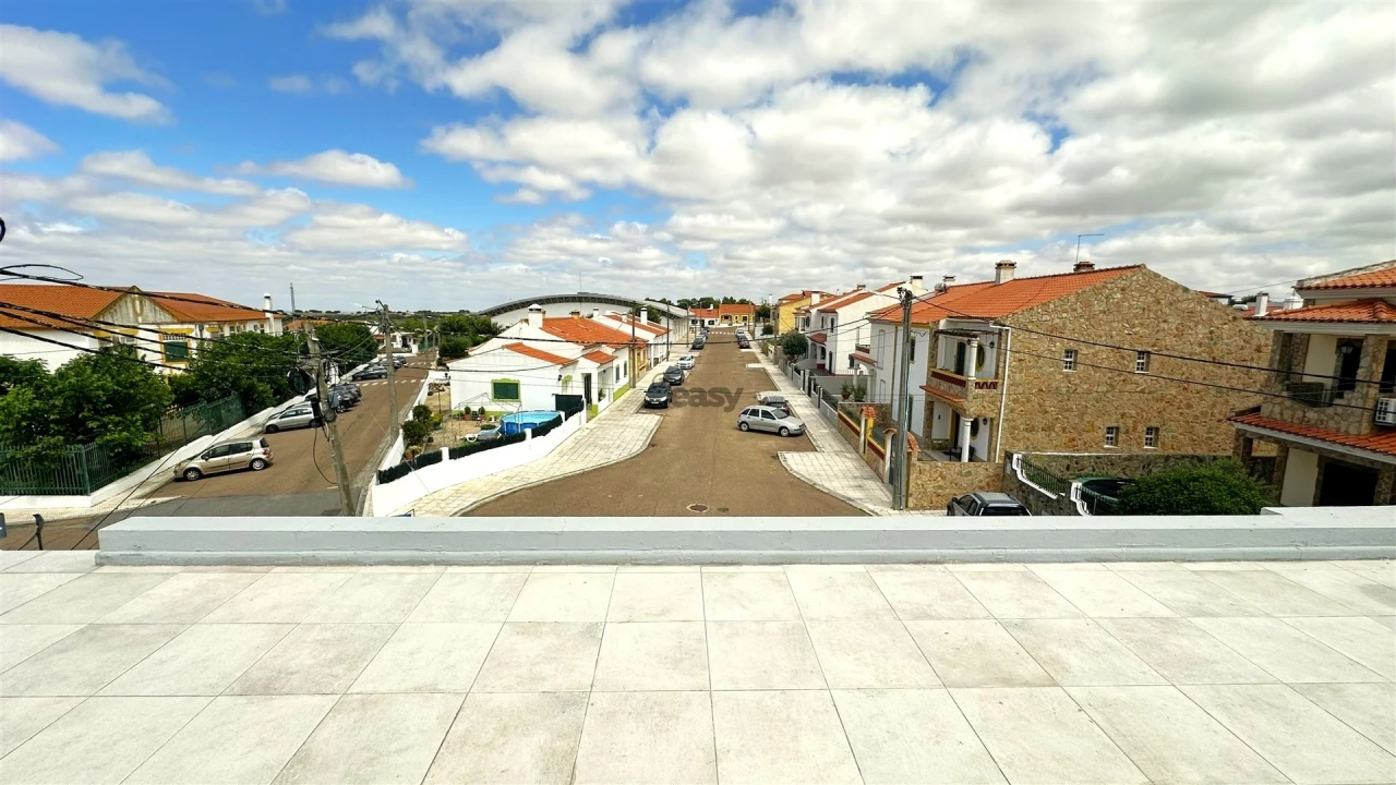 Apartamento T1 para Venda em Terrugem e Vila Boim Foto 27