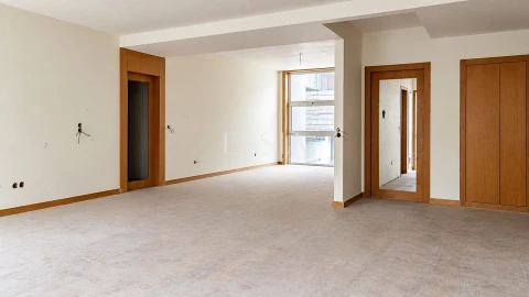 Apartamento T4 para Venda em Oliveira do Douro