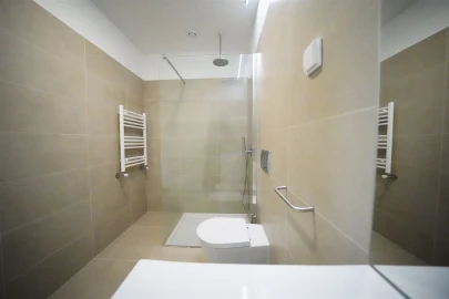 Apartamento T1 para Arrendamento em Azurem